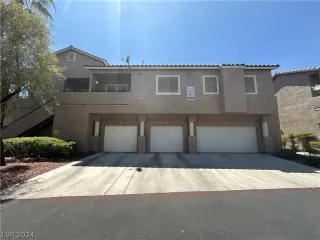 Photo #1: 2592404 Listing