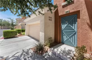 Photo #3: 2592420 Listing