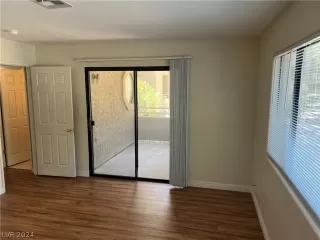 Photo #6: 2592453 Listing 