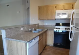 Photo #6: 2592463 Listing 