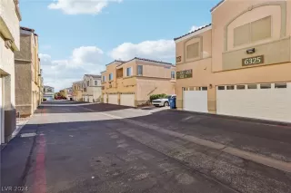 Photo #4: 2592497 Listing 