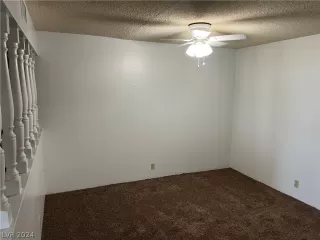 Photo #2: 2592505 Listing