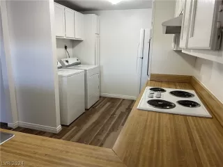 Photo #4: 2592505 Listing