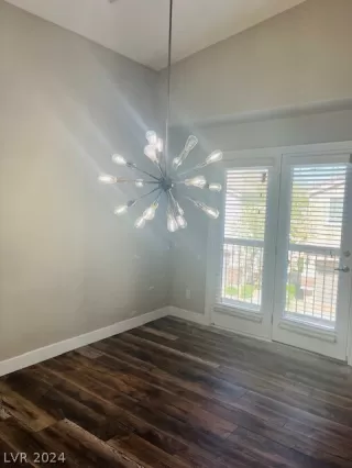 Photo #3: 2592518 Listing 