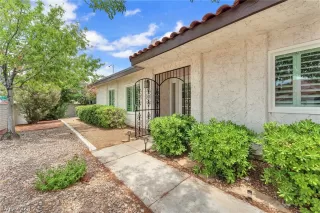 Photo #3: 2592523 Listing 