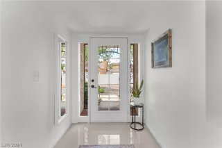 Photo #4: 2592523 Listing 