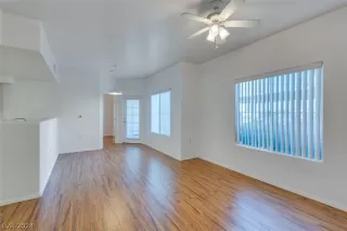 Photo #4: 2592559 Listing 