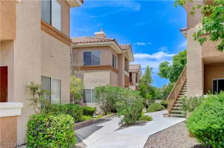 Photo #1: 2592562 Listing 