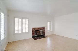 Photo #6: 2592608 Listing 