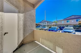 Photo #4: 2592660 Listing 