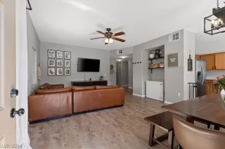 Photo #6: 2592684 Listing