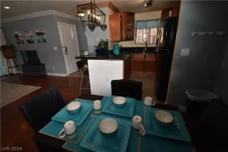 Photo #1: 2592690 Listing 