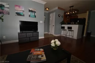 Photo #5: 2592690 Listing 