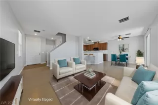 Photo #2: 2592694 Listing