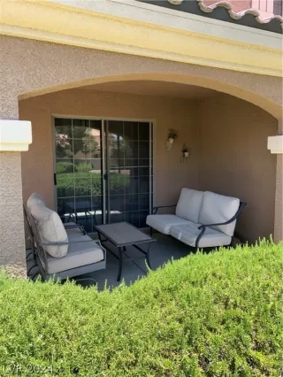 Photo #1: 2592704 Listing