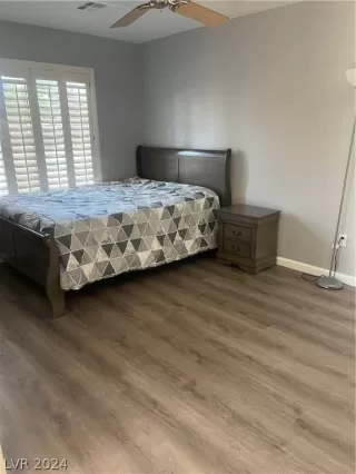 Photo #6: 2592704 Listing