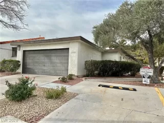 Photo #1: 2592707 Listing 