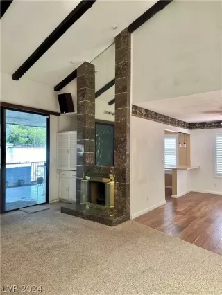 Photo #3: 2592707 Listing 