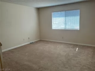 Photo #2: 2592741 Listing 