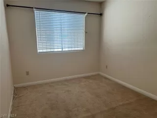 Photo #5: 2592741 Listing 