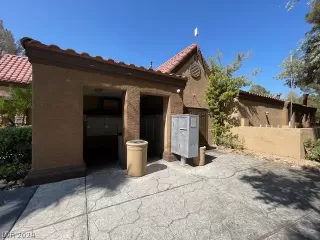 Photo #3: 2592761 Listing 