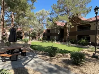 Photo #6: 2592761 Listing 