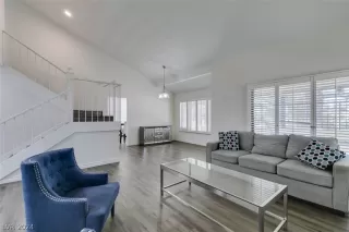 Photo #3: 2592835 Listing 