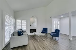 Photo #6: 2592835 Listing 