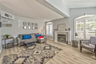 Photo #1: 2592848 Listing 