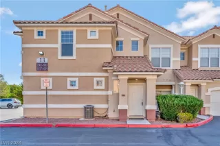 Photo #1: 2592853 Listing 