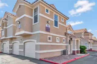 Photo #2: 2592853 Listing 