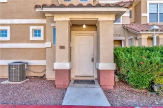 Photo #4: 2592853 Listing 