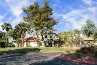 Photo #3: 2592868 Listing 