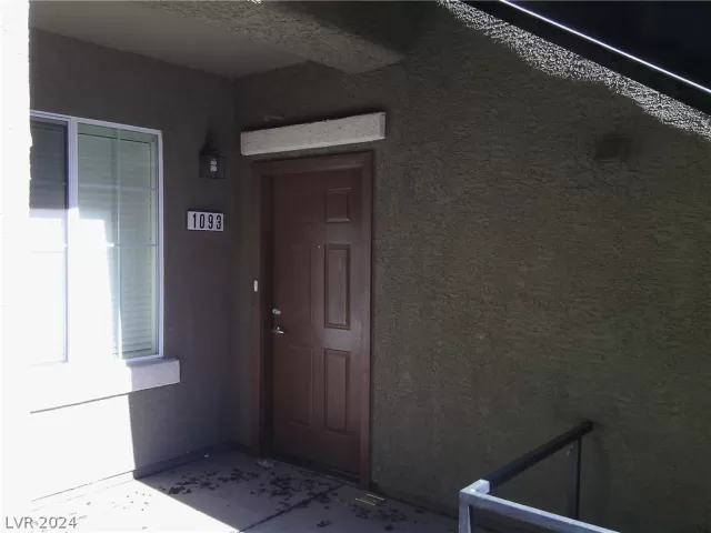 MLS: 2592884 Condo For Sale