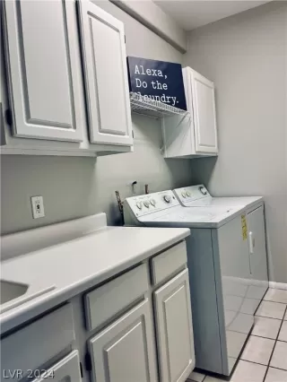 Photo #5: 2592886 Listing