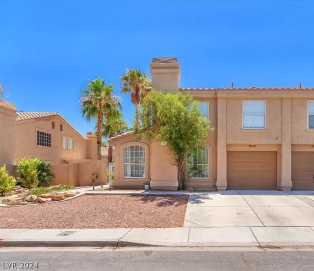 MLS: 2592901 Condo For Sale