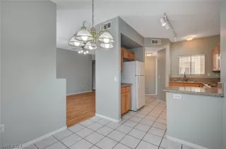 Photo #3: 2592916 Listing 