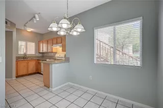 Photo #4: 2592916 Listing 