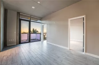 Photo #4: 2592942 Listing 