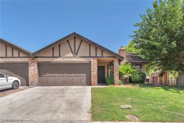 MLS: 2592947 Condo For Sale