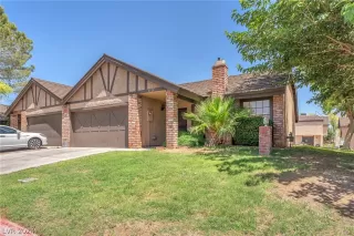 Photo #1: 2592947 Listing 