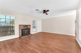 Photo #4: 2592947 Listing 