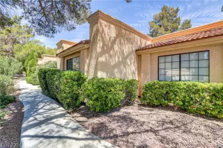 Photo #1: 2592950 Listing