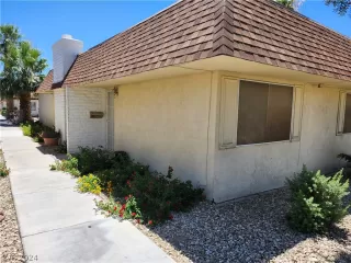 Photo #3: 2592960 Listing 