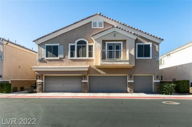 MLS: 2593021 Condo For Sale