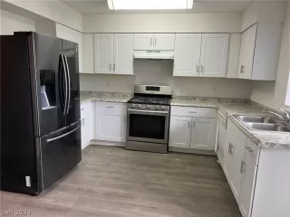 Photo #1: 2593025 Listing 