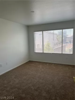 Photo #5: 2593035 Listing 