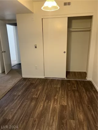 Photo #3: 2593037 Listing 