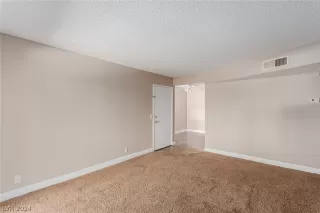 Photo #4: 2593064 Listing 