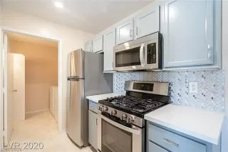 Photo #4: 2593067 Listing 